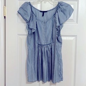BCBG MAXAZRIA blouse, size M, stripes